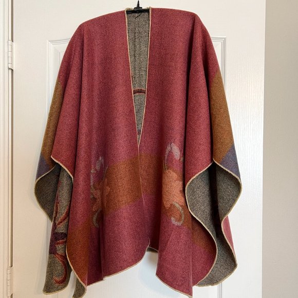 Women's Poncho Style Shawl Wrap - Picture 1 of 7